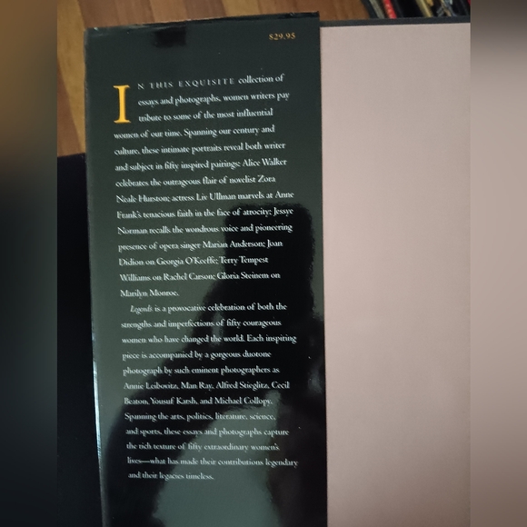 LEGENDS. WOMEN WHO HAVE CHANGED THE WORLD THROUGH THE EYES OF GREAT WOMEN WRITER - Picture 3 of 3